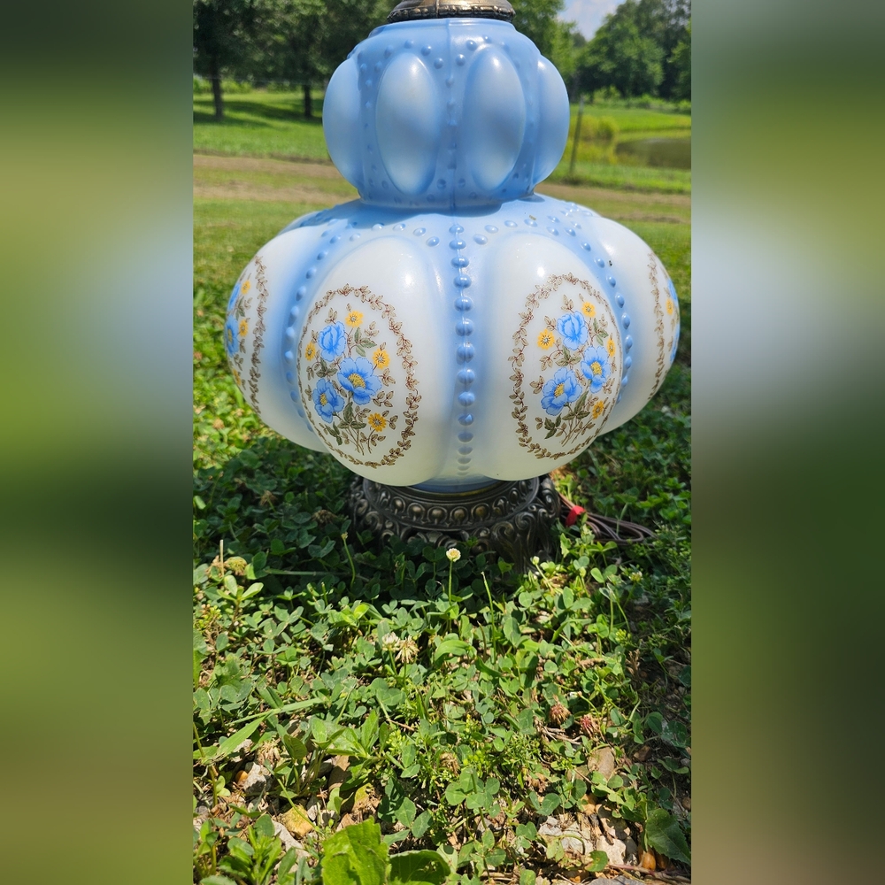 Vintage Blue and Gold Table Lamp - Picture 2 of 3